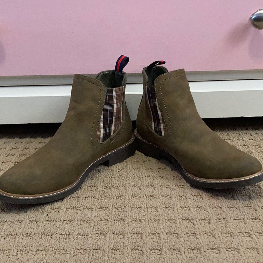 Dolce Nome autumn plaid Chelsea ankle boots